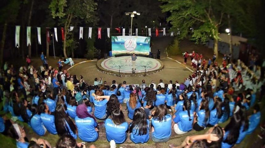 &Ccedil;ocuklar Kefken Kampında Eğlenerek &Ouml;ğreniyor