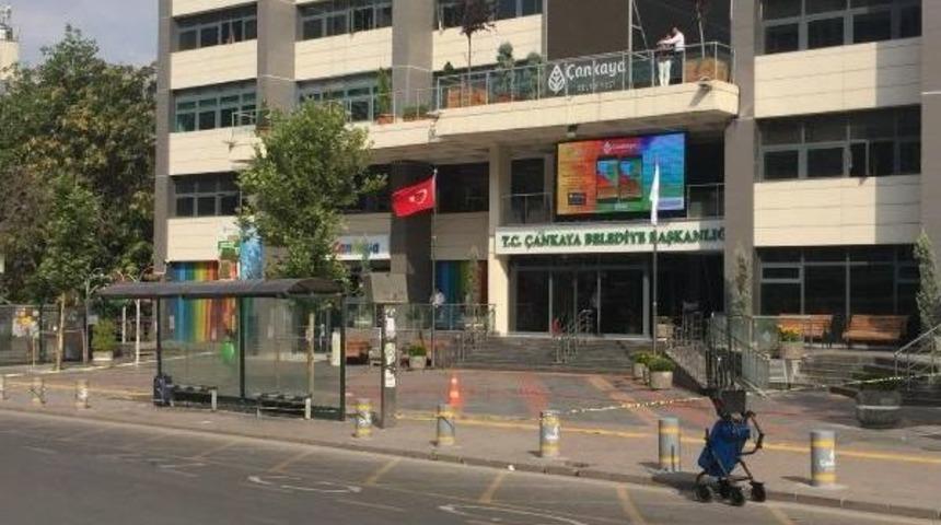 Başkentte Ş&uuml;pheli Bavul&nbsp;Paniği