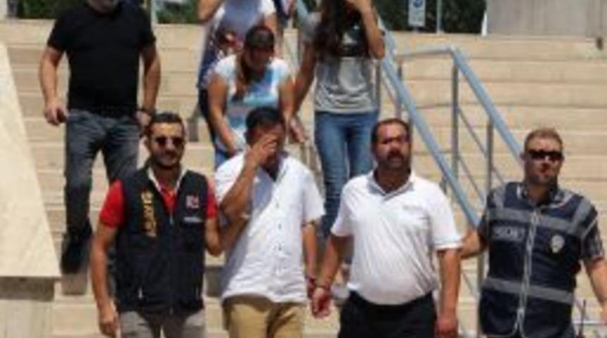 Su&ccedil; Makineleri Tutuklandı