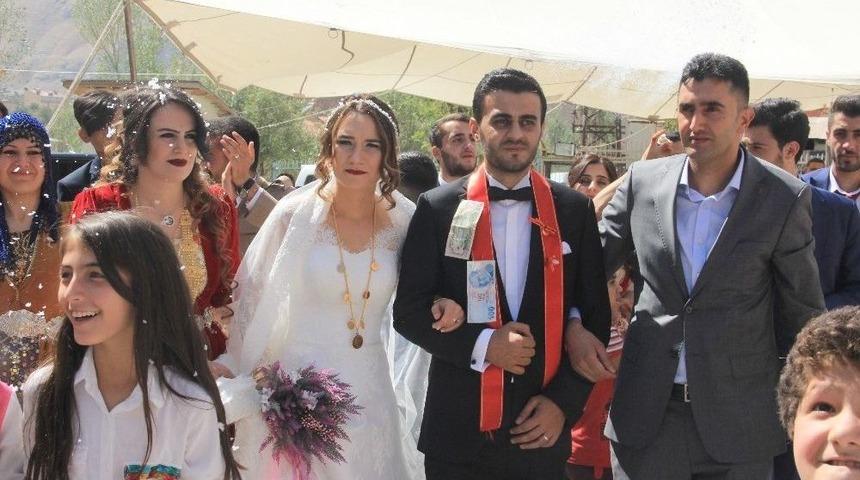 Yalova&rsquo;dan Hakkari&rsquo;ye &Ouml;ğretmen Gelin