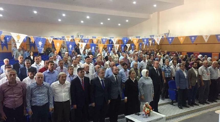 Başkan Yaman, Ak Parti İl&ccedil;e Kongrelerine Katıldı