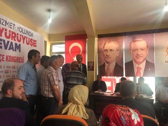 Başkan Yaman, Ak Parti İlçe Kongrelerine Katıldı