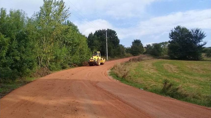 K&ouml;rfez&rsquo;de Asfalt &Ccedil;alışması S&uuml;r&uuml;yor