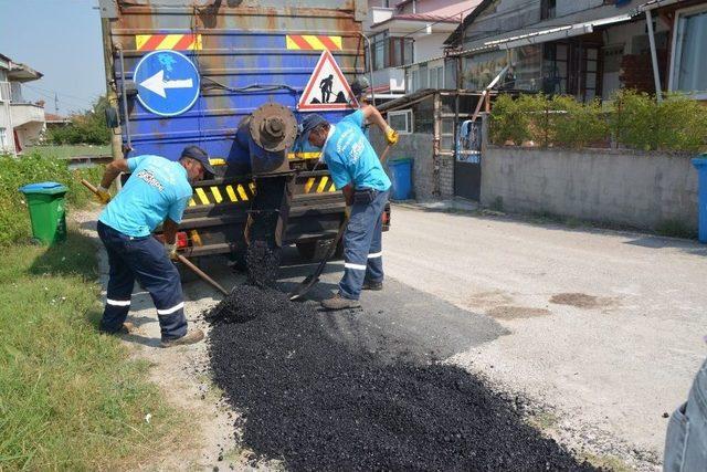 Kartepe’ye Günde 75 Ton Asfalt