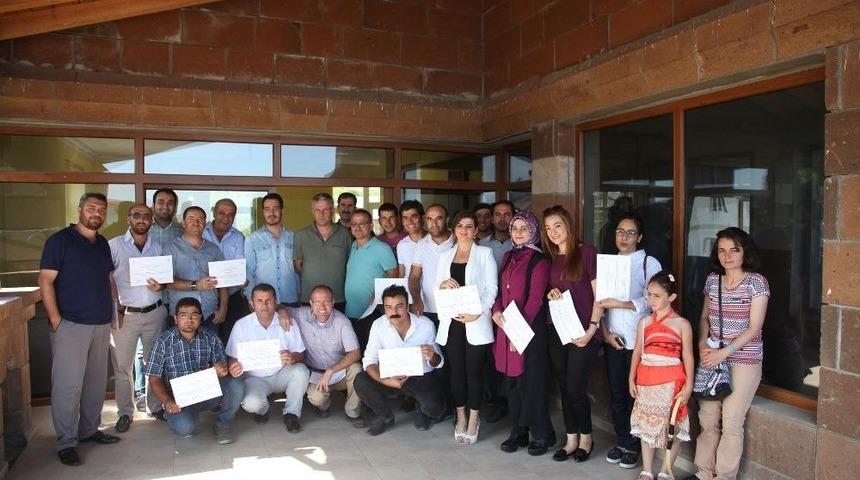 Ahlat&rsquo;ta &lsquo;g&uuml;neş Enerjisi Yatırım Dosyası Hazırlama&rsquo; Eğitimi