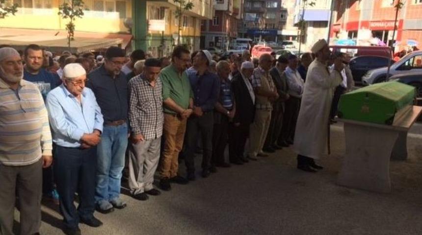 Hattatoğlu Ailesinin Acı G&uuml;n&uuml;