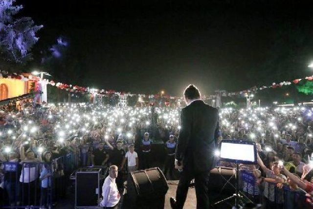 Köroğlu Festivali'ne Ferhat Göçer Konseriyle Final