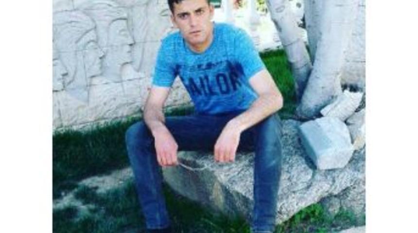 İzmir'de Aldatılan Eş Dehşeti: 1 Ölü, 1 Yaralı