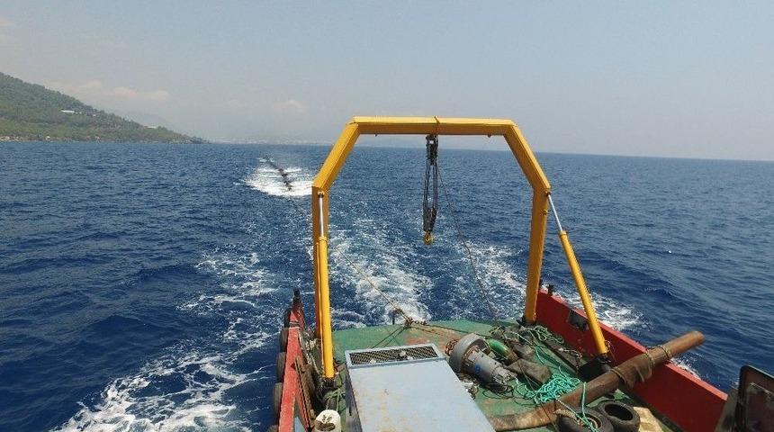 Denizden Yüzdürülerek Getirilen Borular Sorunu Çözdü
