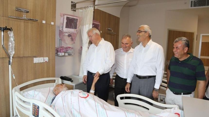 Torbalı&rsquo;daki Yeni Devlet Hastanesi Hizmete Başladı