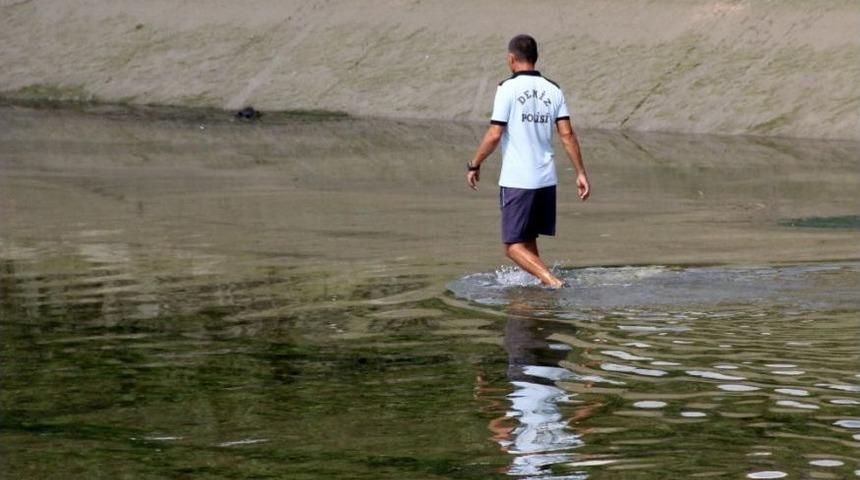 10 Yaşındaki Suriyeli &Ccedil;ocuk, Su Satarken Kanala D&uuml;ş&uuml;p Boğuldu