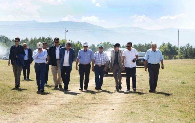 Ardahan Protokolü Tarihi Ve Turistik Yerlerde İncelemelerde Bulundu