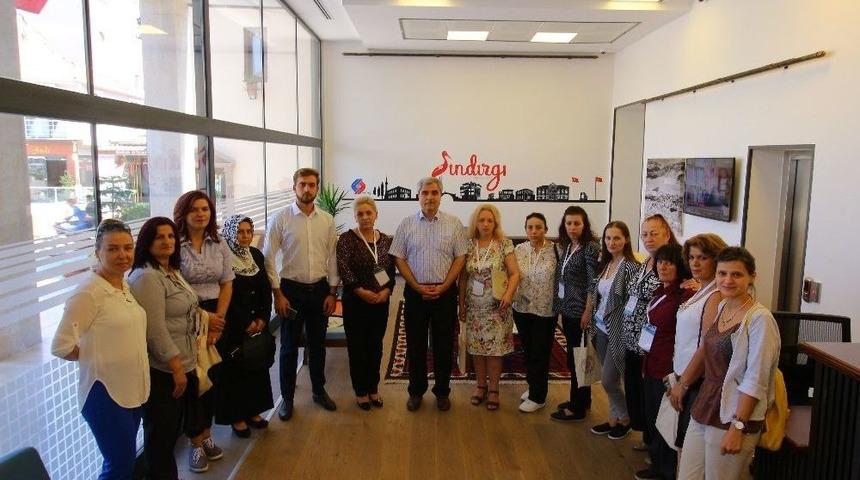 Kosovalı Kadınlar Sındırgı&rsquo;da