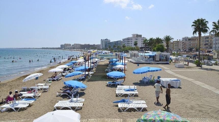 Mersin&rsquo;in 7 Sahili Bu Sezon Bir Bu&ccedil;uk Milyondan Fazla Tatilciyi Ağırladı