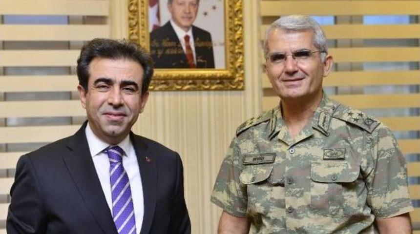 Korgeneral Sivri'den Vali G&uuml;zeloğlu'na Veda Ziyareti