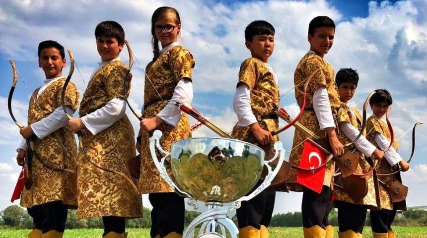 Bağcılarlı Magjan Canaltay, Ok&ccedil;uluk Yarışması&rsquo;nda Birinci Oldu