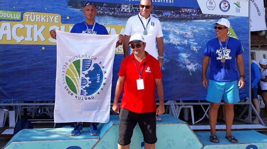 B&uuml;y&uuml;kşehir Belediyespor Y&uuml;z&uuml;c&uuml;s&uuml;nden Y&uuml;zme Şampiyonası&rsquo;nda Başarı