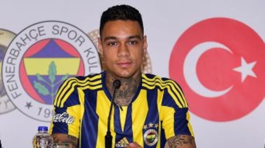 Van Der Wiel, Cagliari İ&ccedil;in Sağlık Kontrol&uuml;nden Ge&ccedil;ti