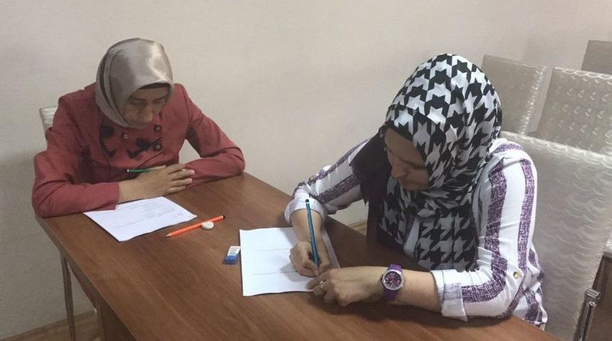 İşitme Engelliler Umre &Ouml;d&uuml;l&uuml; İ&ccedil;in Ter D&ouml;kt&uuml;