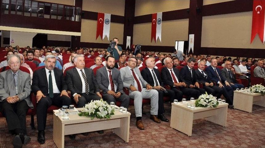 Karaman&rsquo;da &ldquo;bilim Ve Eğitim-&ouml;ğretim Dili T&uuml;rk&ccedil;e&rdquo; Paneli