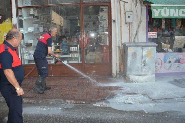 Elektrik Trafosundan &Ccedil;ıkan Duman Korkuttu 3