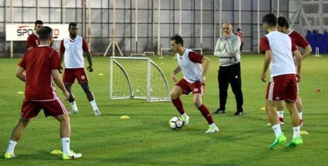 Demir Grup Sivasspor, Galatasaray Maçı Hazırlıklarını Sürdürdü