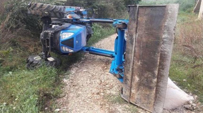 İş Makinesinin Altında Kaldı, Işyeri Sahibi Ve &Ccedil;alışanları 'yolda Bulduk' Dedi