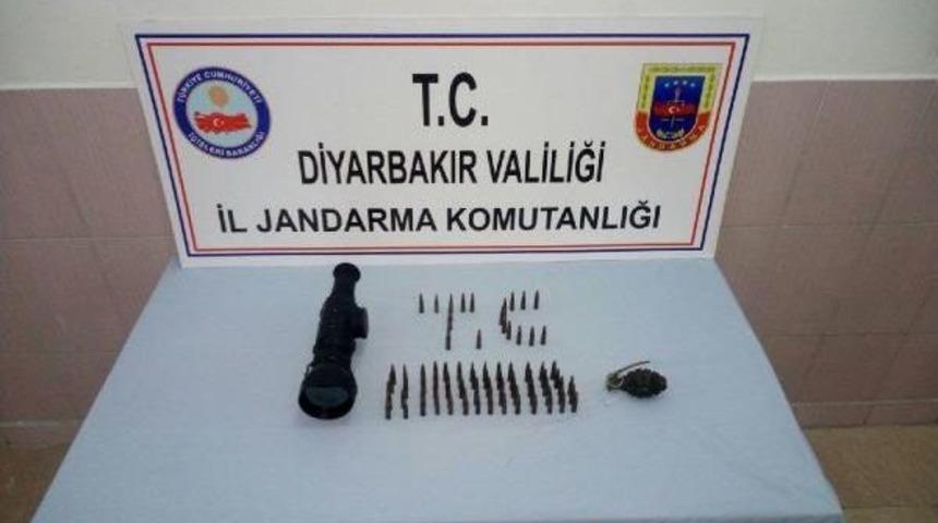 Kulp Ve &Ccedil;ermik'te Pkk'nın Gıda Deposu Ve M&uuml;himmatı Bulundu