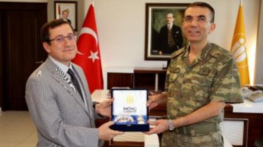 Tuğgeneral &Ouml;zbudun Veda Turunda