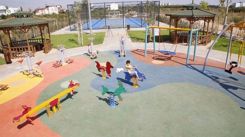 D&ouml;şemealtı Belediyesi&rsquo;nden Yeni Nesil Parklar