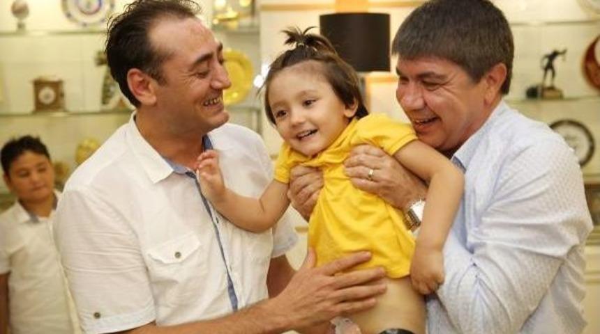 &Ouml;zge'den Başkan T&uuml;rel'e Teşekk&uuml;r Ziyareti