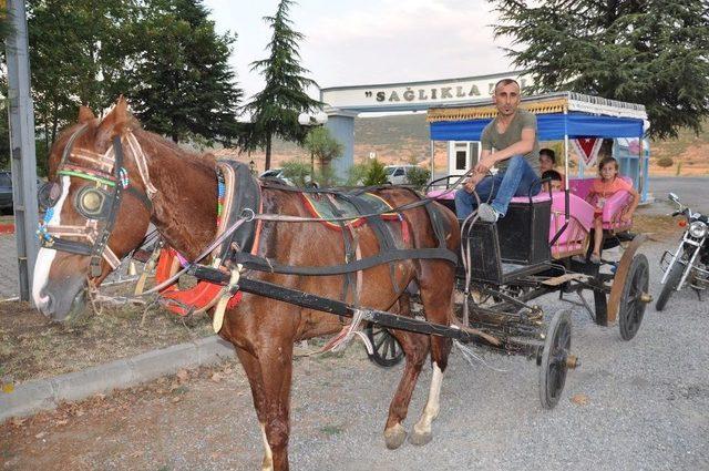 Simav’da Çocukların Fayton Sefası