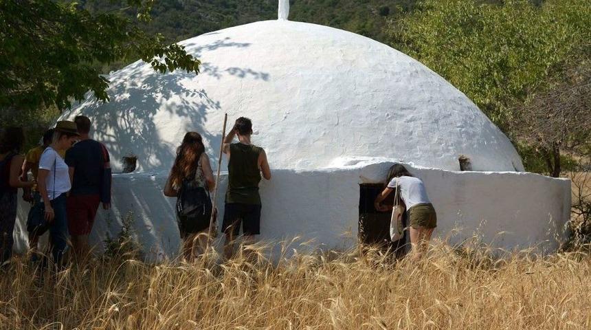 Bodrum&rsquo;da Sarnı&ccedil;lar İ&ccedil;in Koruma At&ouml;lyesi