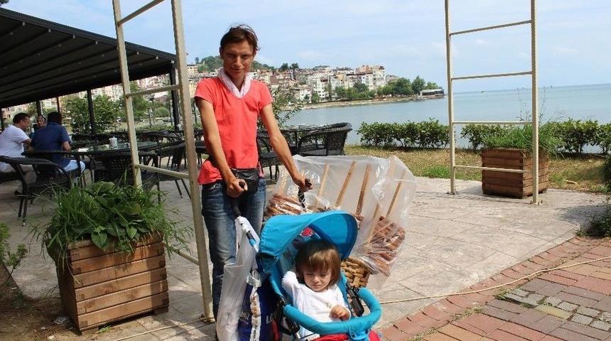 Bebeğinin Arabası Ekmek Teknesi Oldu