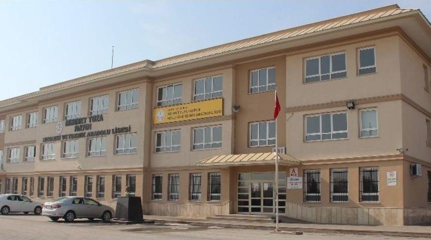 İmkanları Cezbetti, &Ouml;ğrenciler Kos&rsquo;taki Bu Okula Akın Etti