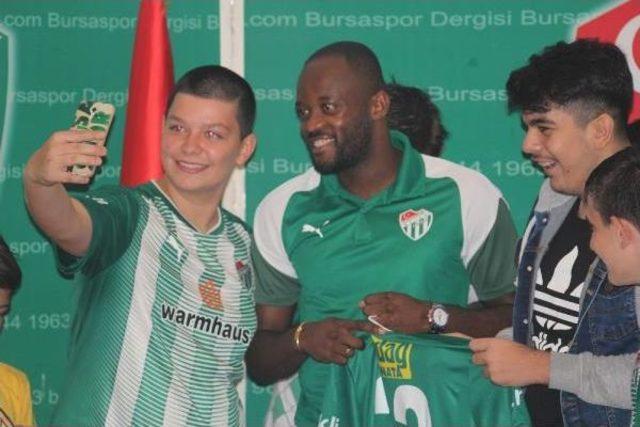 Bursaspor, Ekoko Ile  2 Yıllık Sözleşme Imzaladı