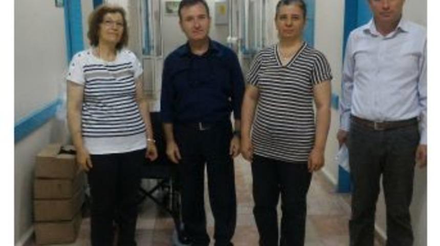 L&uuml;leburgaz Devlet Hastanesine Tekerlekli Sandalye Bağışı