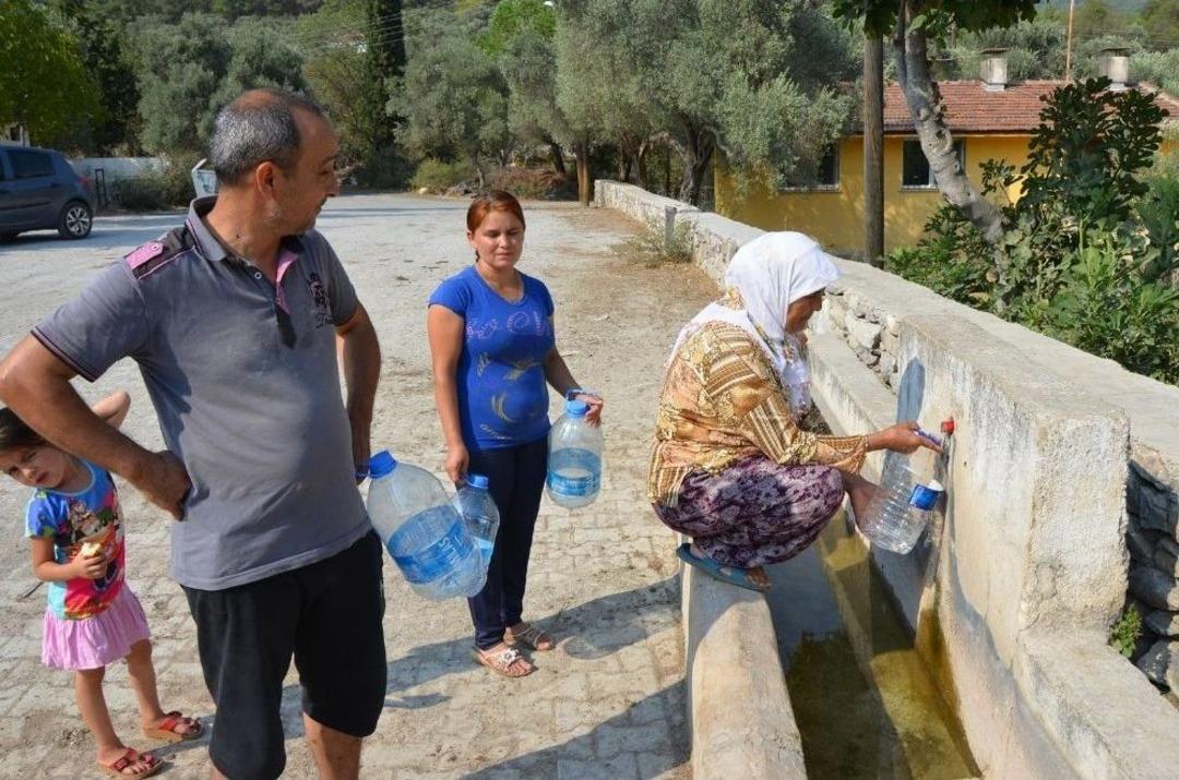Kızılağa&ccedil; Sakinleri Suya Kavuşuyor