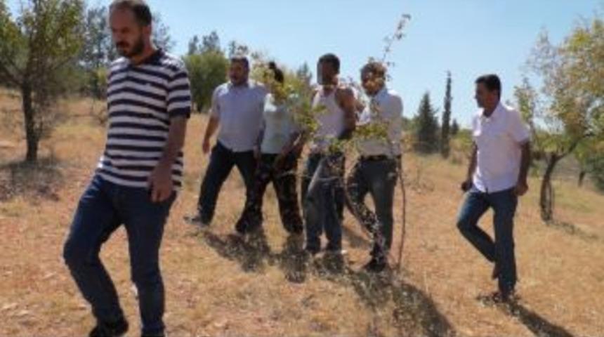 &Ccedil;aldıkları Otomobille Gezerken Kıskıvrak Yakalandılar