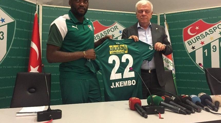 Ekoko İmzayı Attı