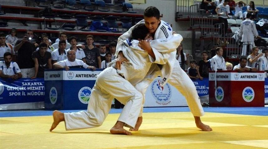 Manisalı Jodocular Sakarya&rsquo;dan Madalyalarla D&ouml;nd&uuml;