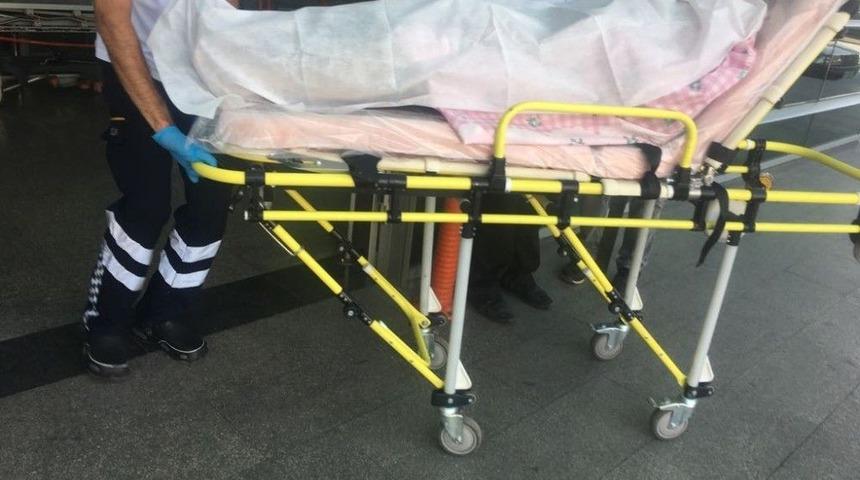 Bor&ccedil; Y&uuml;z&uuml;nden Kendini Ateşe Verdi