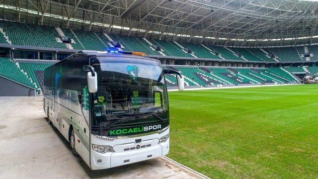 Büyükşehir’den Kocaelispor’a Yeni Takım Otobüsü