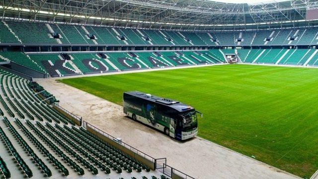 Büyükşehir’den Kocaelispor’a Yeni Takım Otobüsü