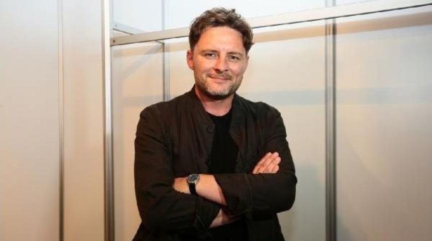 Tuna Kiremit&ccedil;i: Şarkılarımı Hayattaki &Ccedil;&ouml;z&uuml;ms&uuml;zl&uuml;kler &Uuml;zerine Yazdım