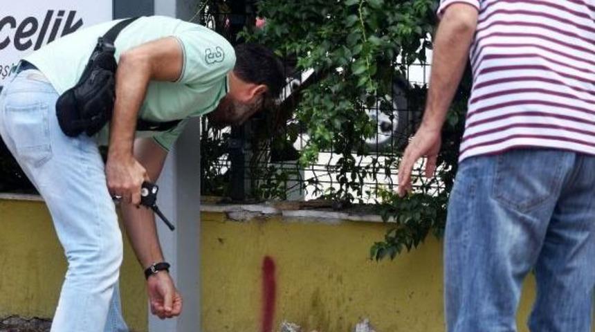 Ş&uuml;pheli Paketten Kum &Ccedil;ıktı