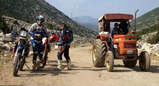 Transanatolia Rally Raid'in Üçüncü Etabı Akseki'de Başladı