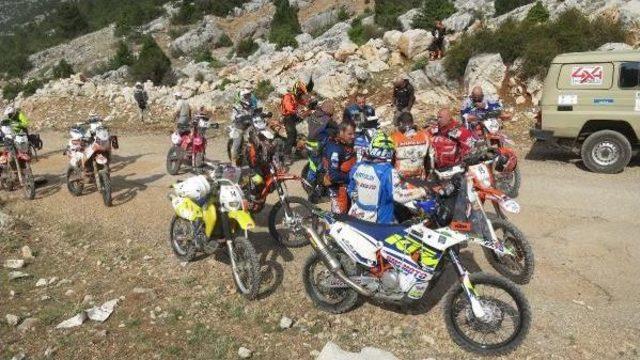 Transanatolia Rally Raid'in Üçüncü Etabı Akseki'de Başladı