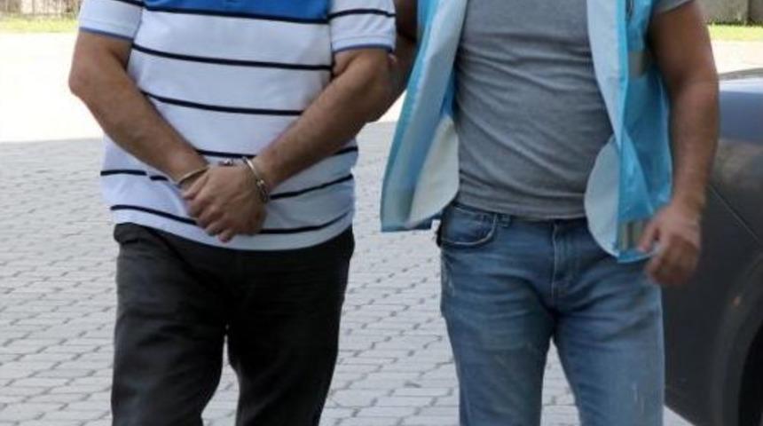 8 Yaşındaki Iki Kızı Taciz Ettiği Su&ccedil;lamasıyla Tutuklandı