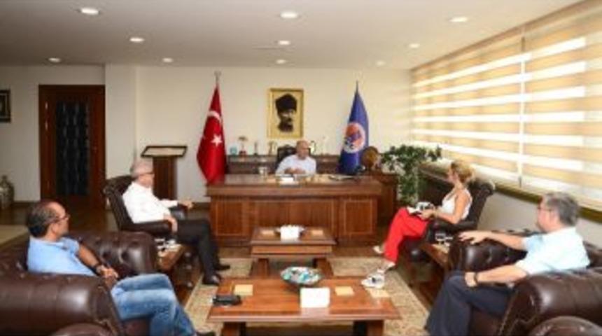 Mersin Yelken Yat Ve Su Sporları Kul&uuml;b&uuml;&rsquo;n&uuml;n Yeni Y&ouml;netiminden &Ccedil;amsarı&rsquo;ya Ziyaret